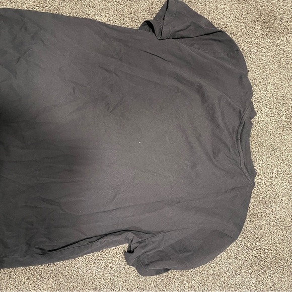 H&M / large crop Mickey black t shirt - Picture 4 of 4